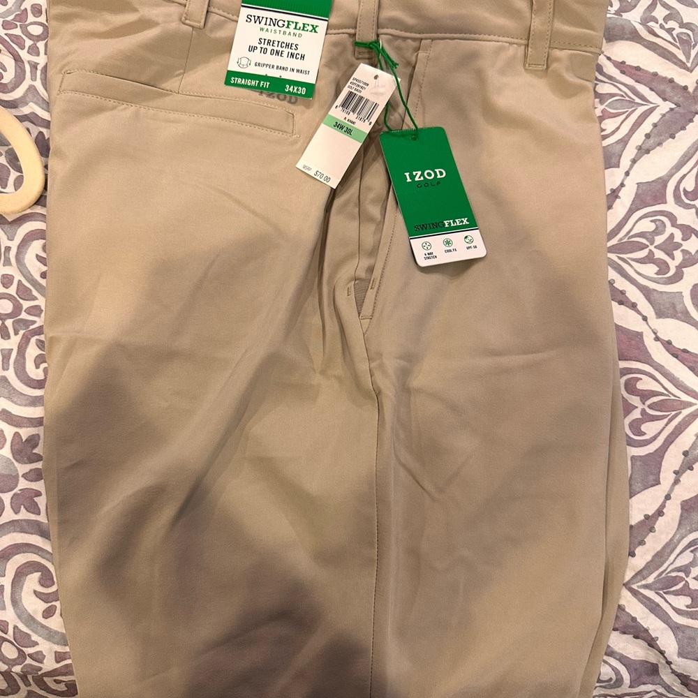 Izod Men’s Khaki SwingFlex Straight Fit Chino Pants